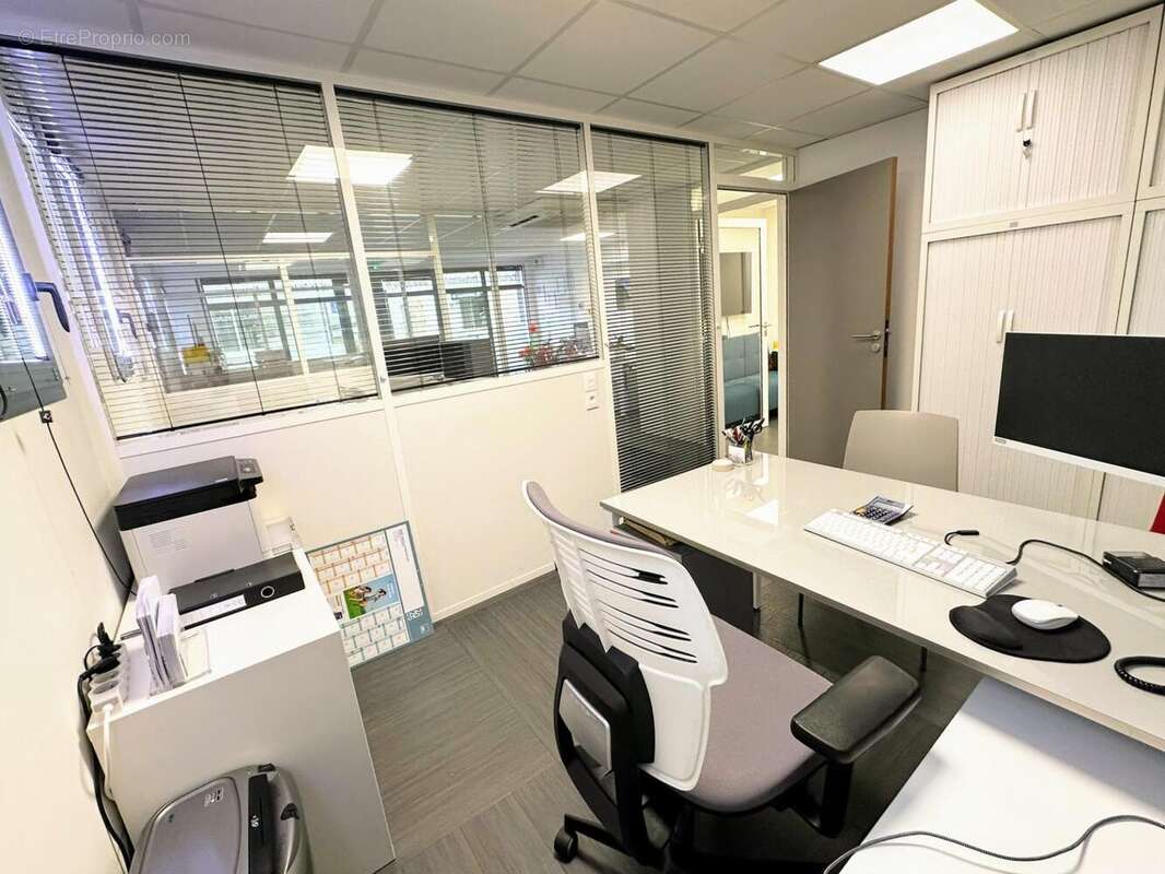 Photo 7 - Commerce à SAINT-MEDARD-EN-JALLES