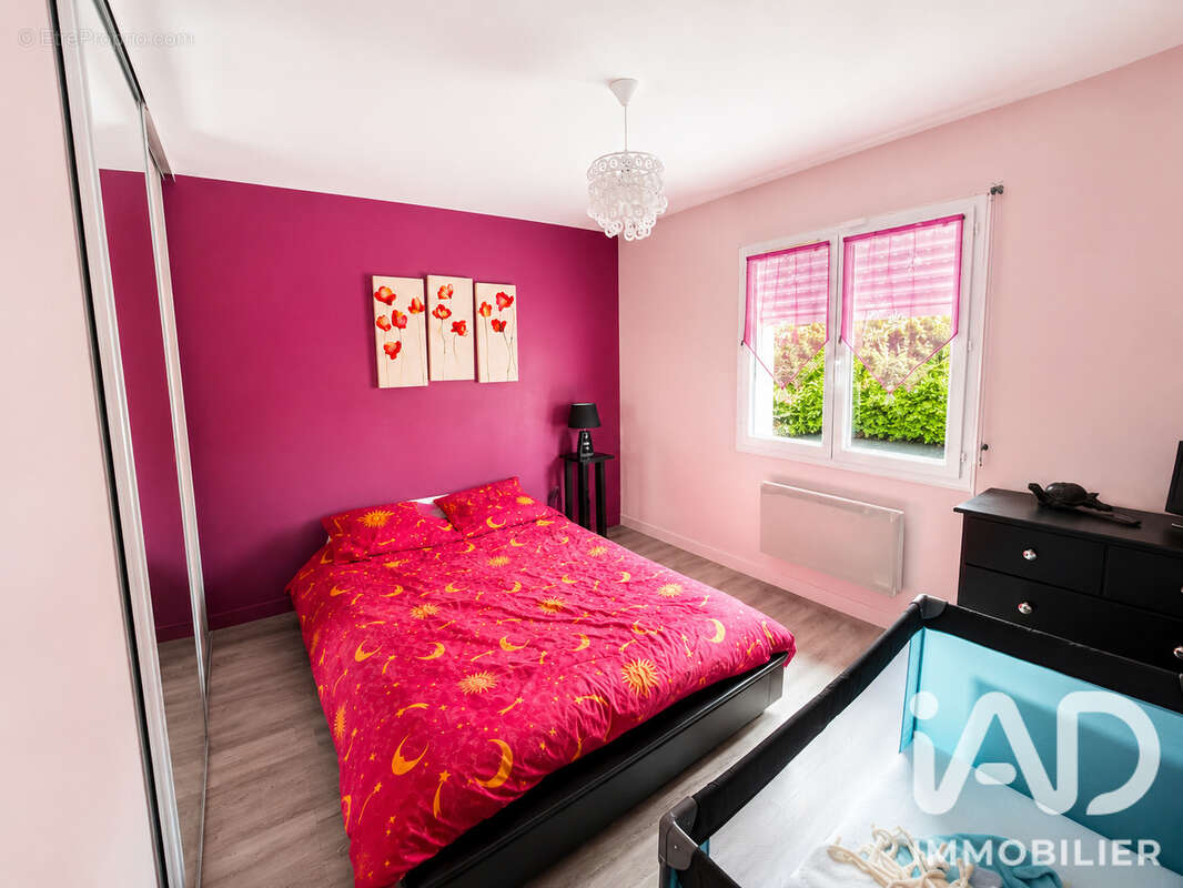 Maison 176 m² à Izon  - photo 6
