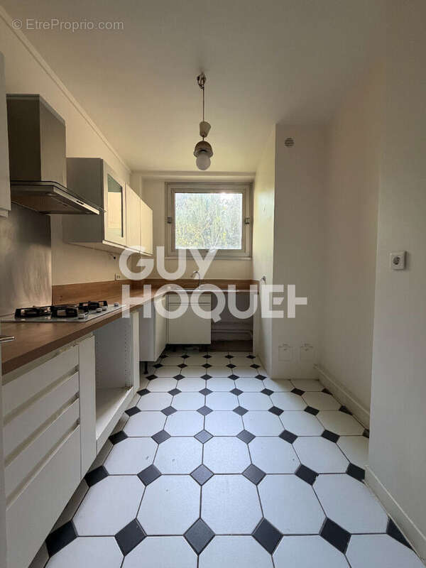 Appartement trois pièces deux chambres - photo 4