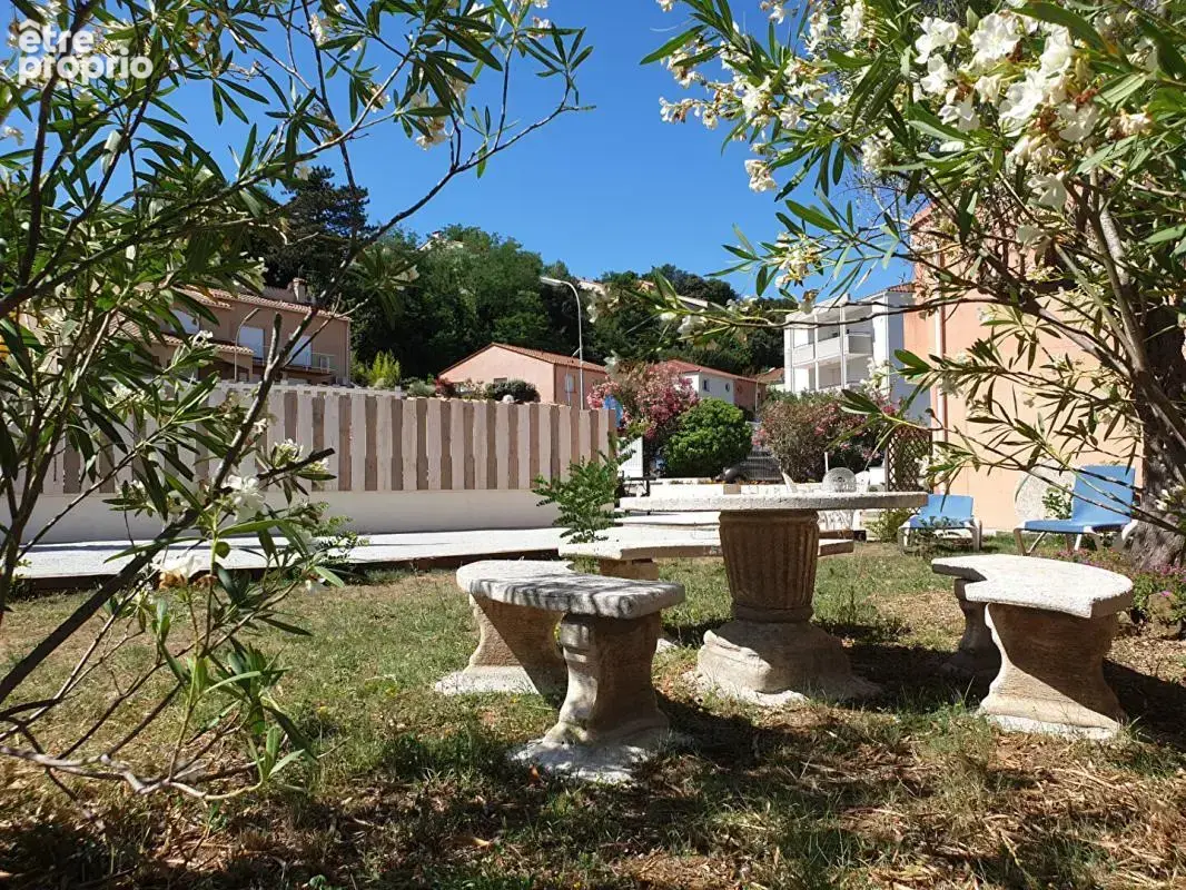 Immeuble / Résidence familiale avec piscine de 11 logements à Amélie les Bains, idéal projet professionnel ou investisseur - photo 9