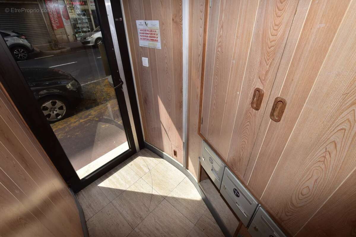 Appartement à BEZIERS