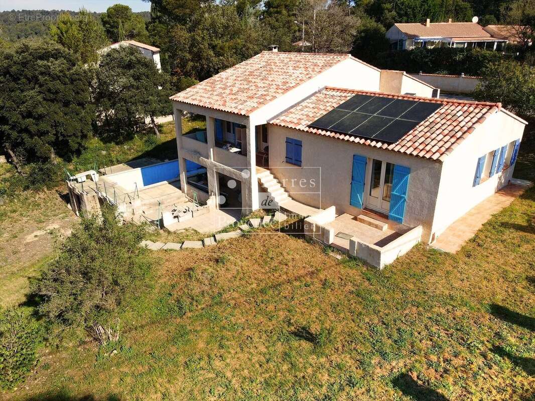 Maison à SILLANS-LA-CASCADE