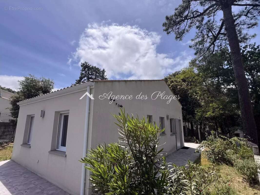 Maison à MESCHERS-SUR-GIRONDE