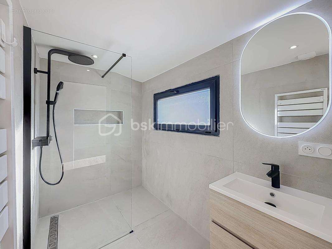 Maison à ARPAILLARGUES-ET-AUREILLAC