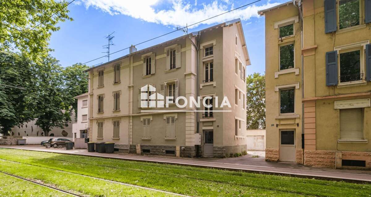 Quartier Nouveau Bassin/T3 vendu avec locataire en place - photo 7