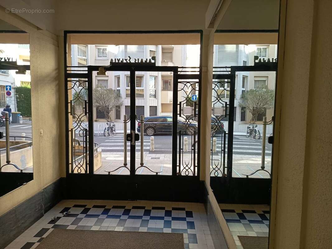 F2 de 56.45m² aux Musiciens - photo 5