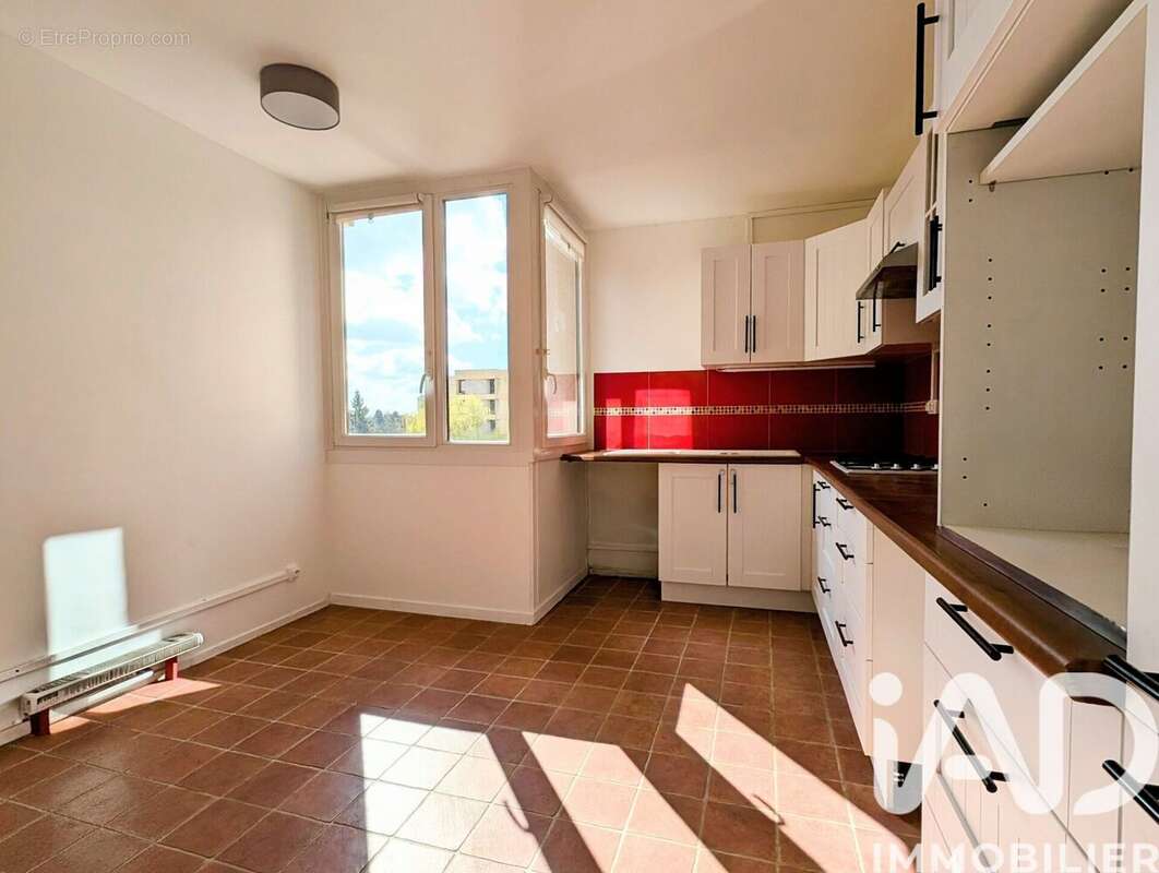 Photo 6 - Appartement à ELANCOURT