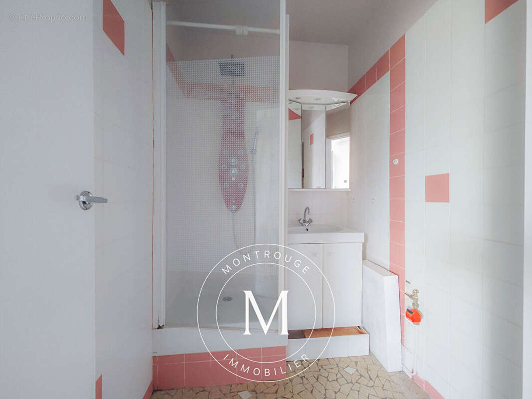 Appartement à MONTROUGE