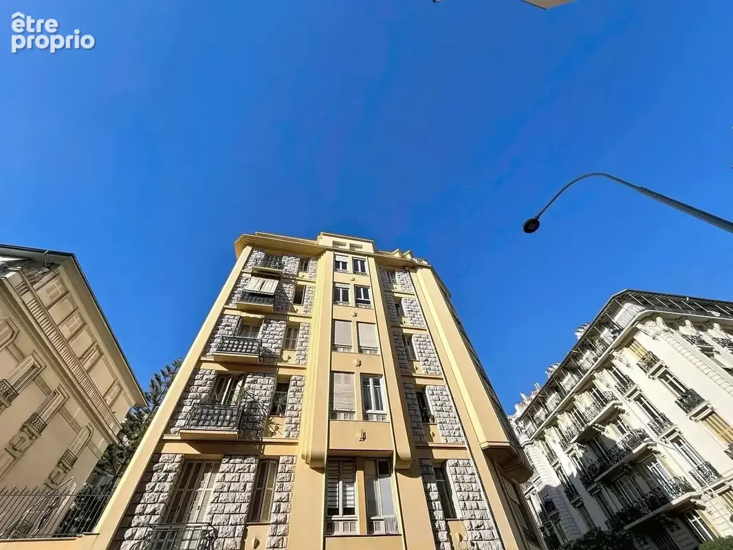 Nice centre – charme, luminosité et emplacement privilégié - photo 17