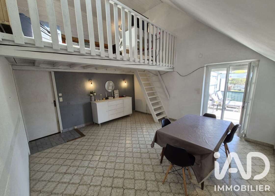 Maison 98 m² à Arandon  - photo 4