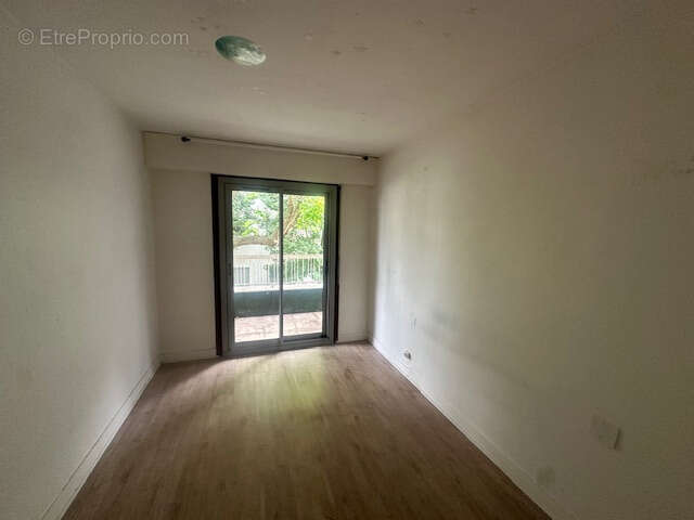 Appartement à SAINT-MAUR-DES-FOSSES