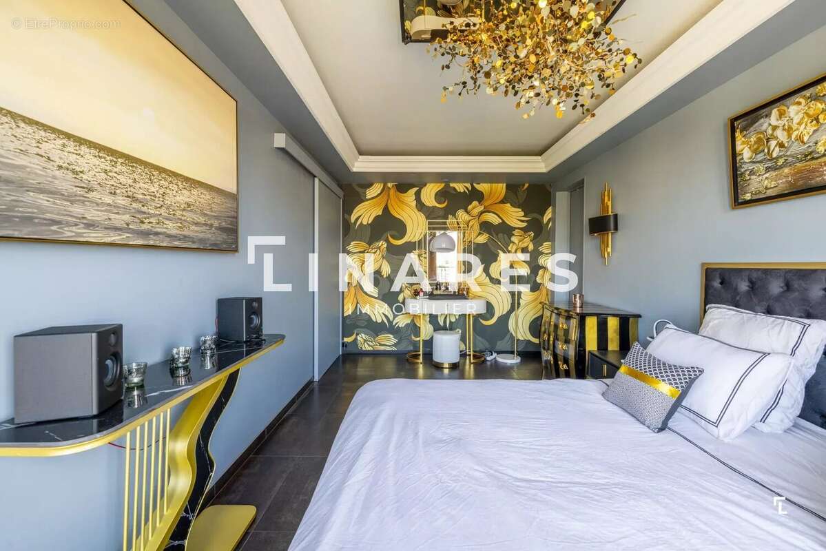 THE BOUTIQUE HOTEL - Appartement T4 de 86m² - Terrasse  8m² -  Cave de 5 m² - 13012 Montolivet - photo 4
