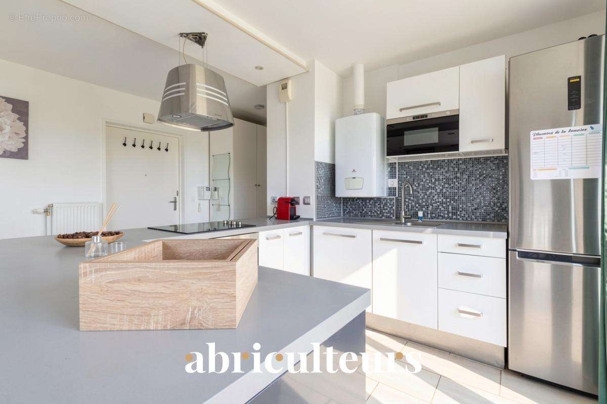 Appartement à GENNEVILLIERS