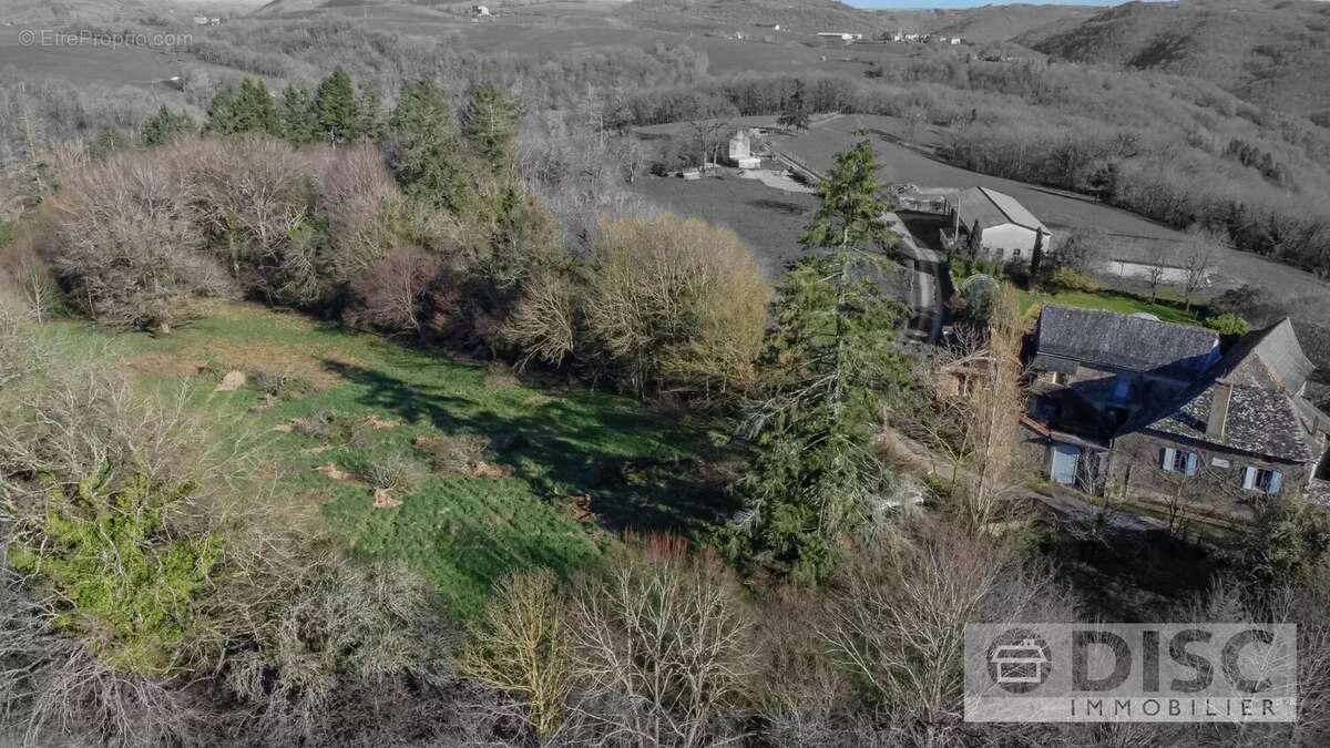 Maison à SAINT-ANDRE-DE-NAJAC