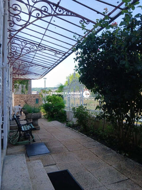 Maison 340 m² à Montbard  - photo 4