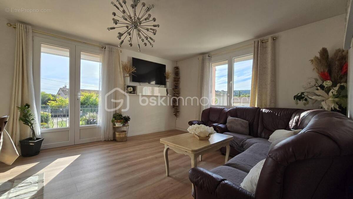 Maison à BAGNOLS-SUR-CEZE