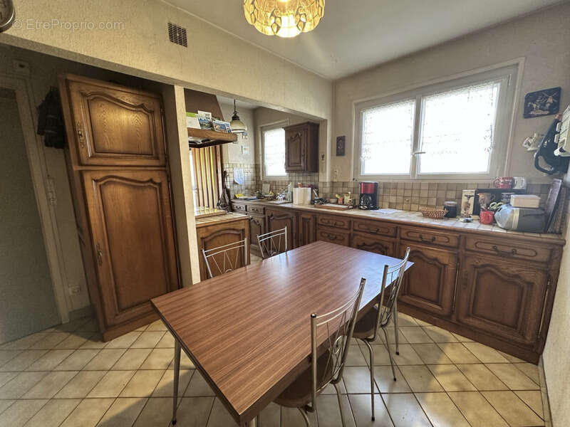 Maison à AVRILLE