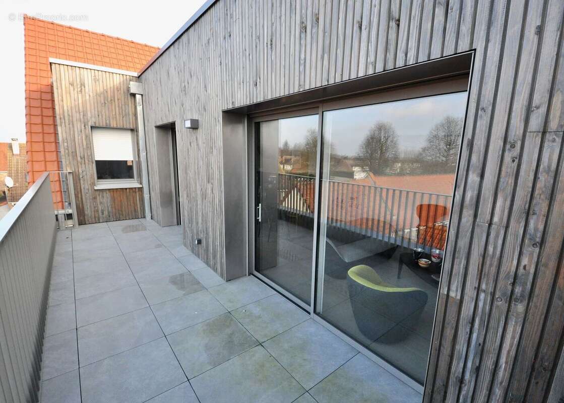 Appartement à PREMESQUES