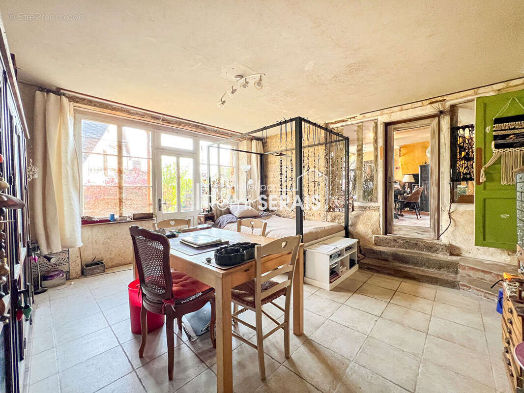 Maison à SAINTE-HONORINE-LA-GUILLAUME