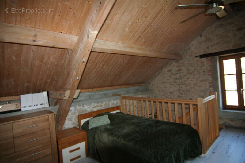 Maison à THIL-SUR-ARROUX