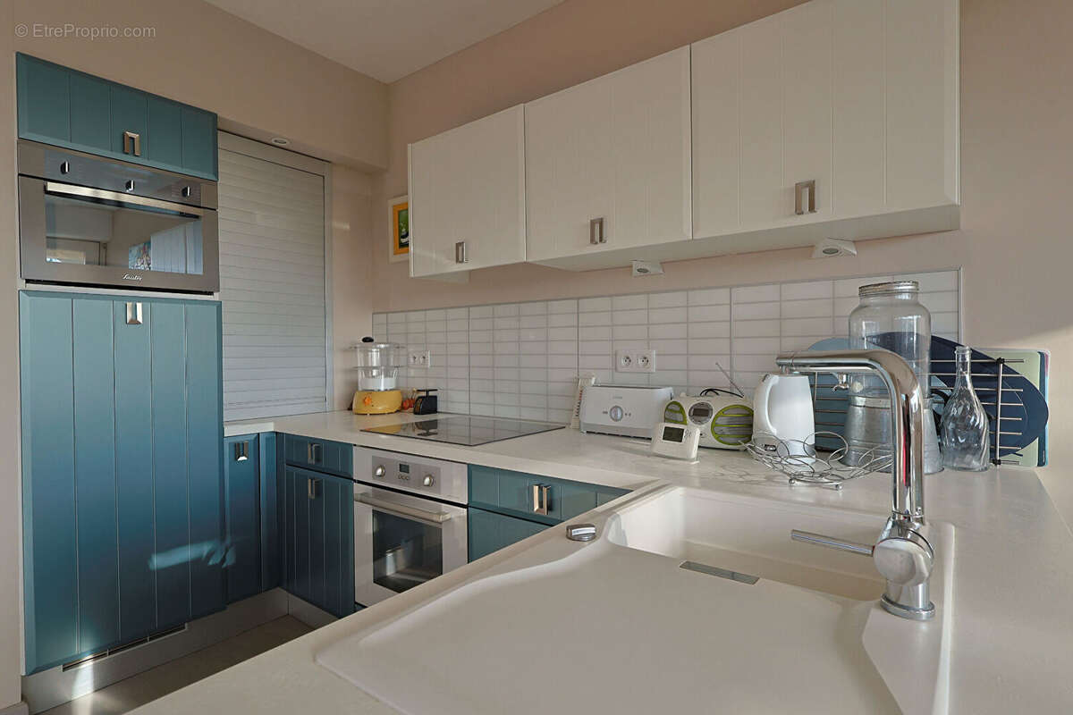 200M DE LA PLAGE DE PONTAILLAC - Appartement lumineux avec balcon - photo 7