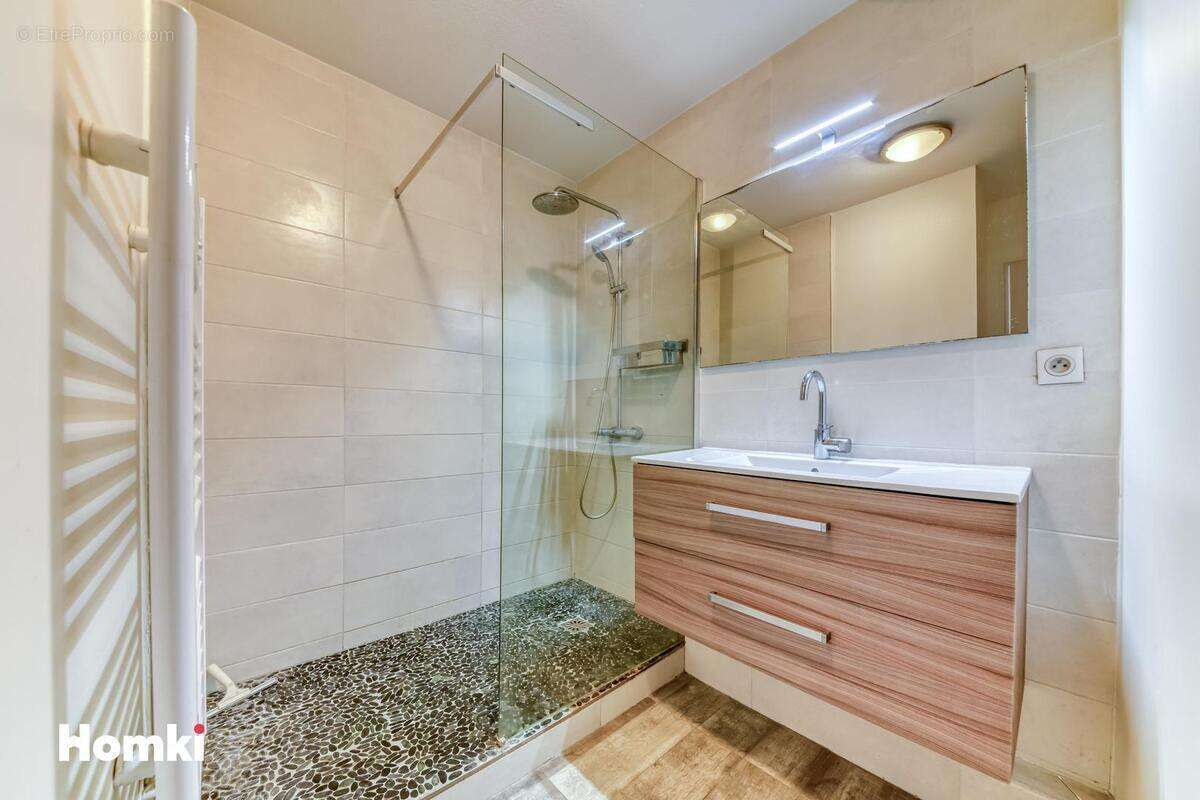 Appartement à VAULX-EN-VELIN