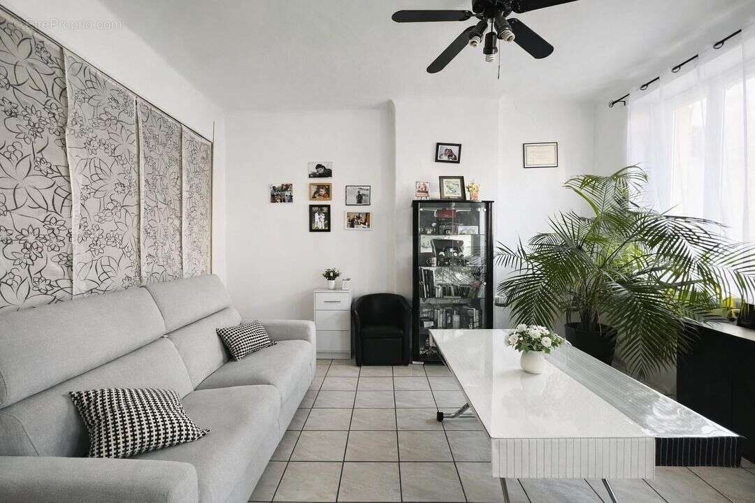 Appartement à MARSEILLE-10E