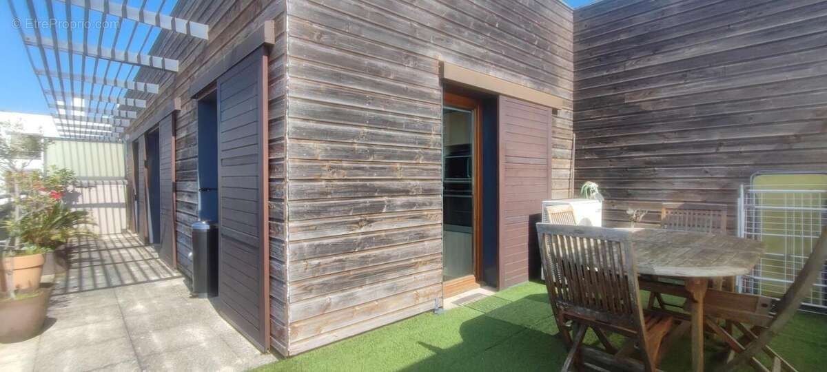 Appartement à LYON-9E