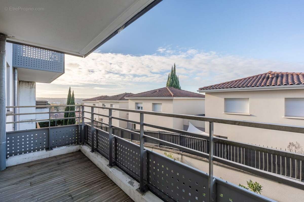 Appartement à SAINT-ORENS-DE-GAMEVILLE