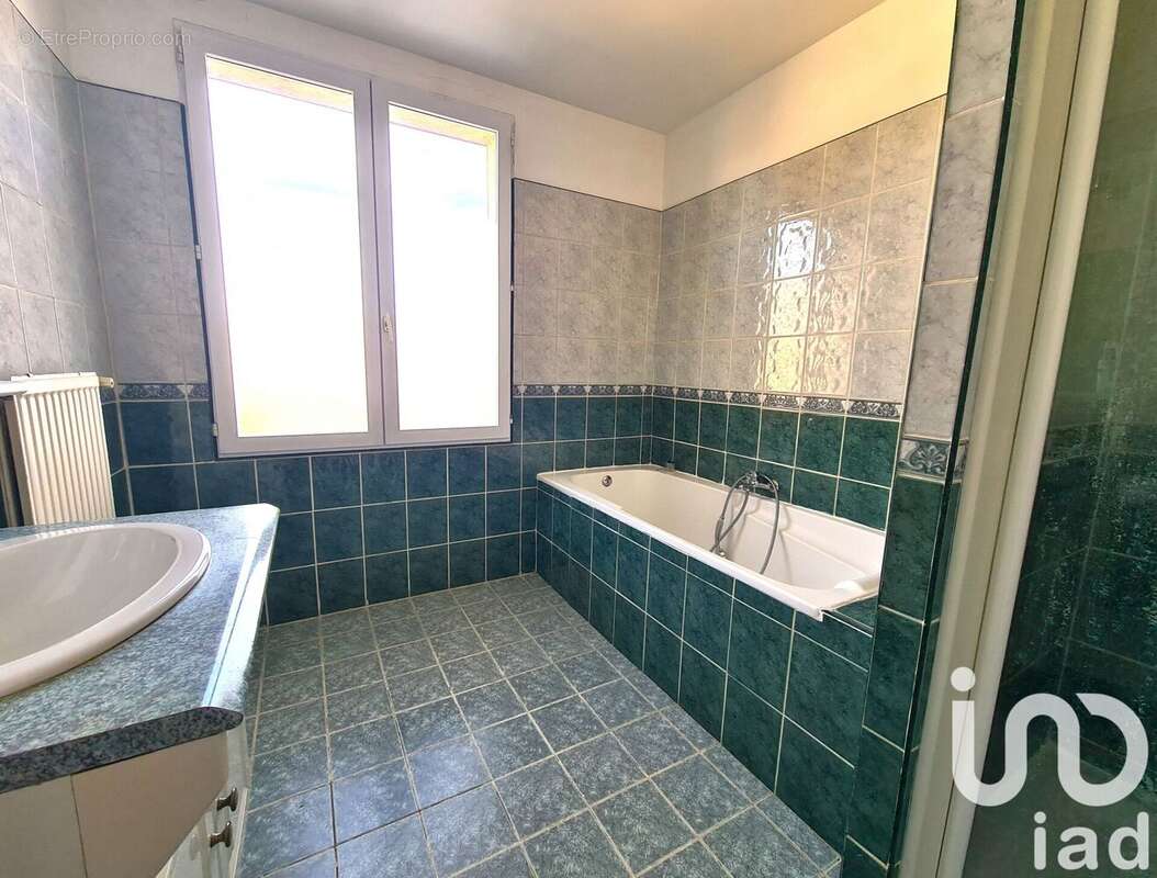 Photo 7 - Maison à LE PONTET