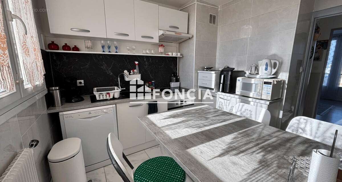 Appartement à VENISSIEUX