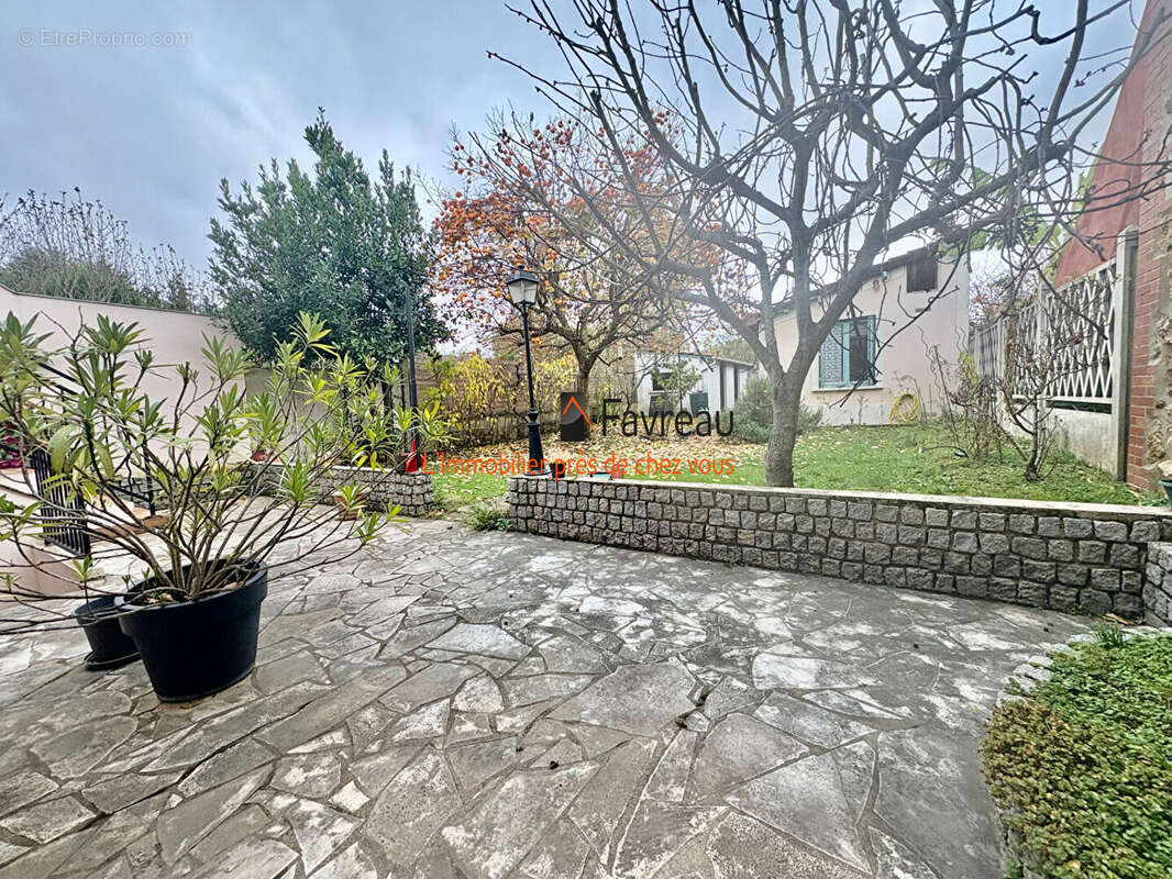 Maison à VITRY-SUR-SEINE