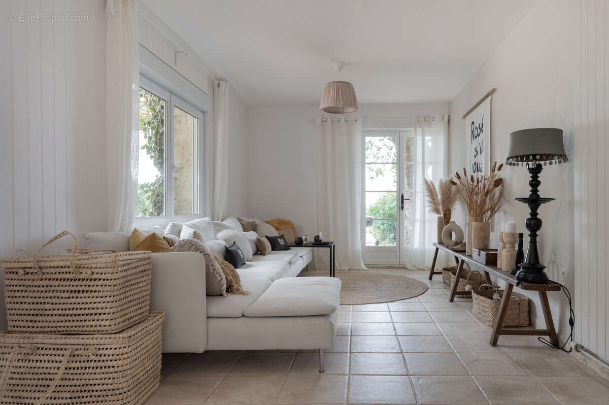 Maison à SAVIGNAC-SUR-LEYZE