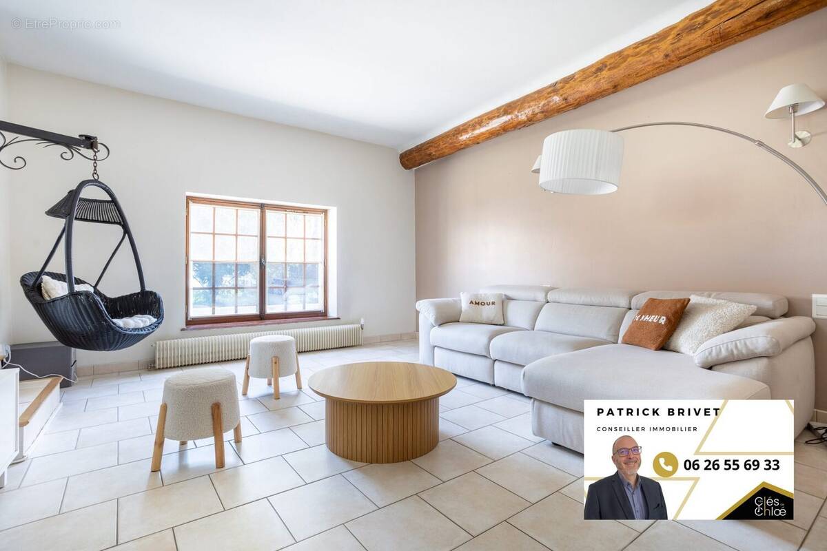 Maison à SAINT-BONNET-PRES-RIOM