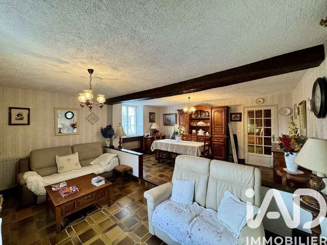 Photo 7 - Maison à CINAIS