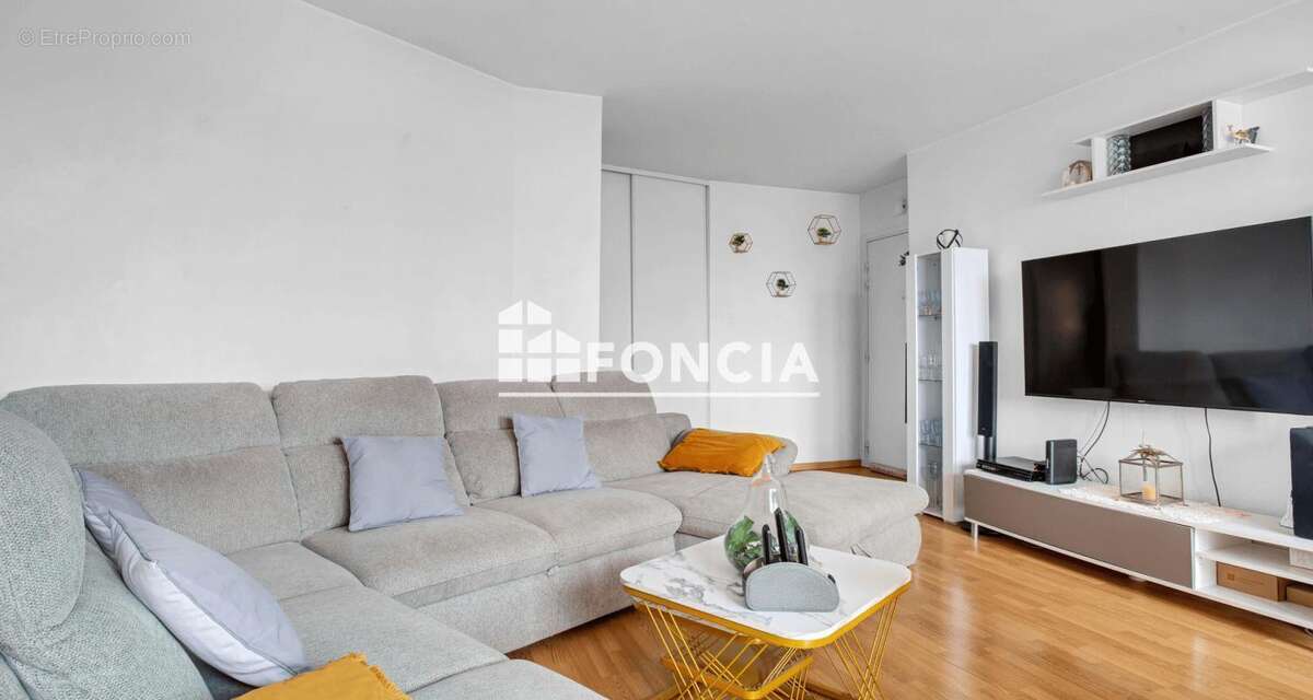 Appartement à MORANGIS