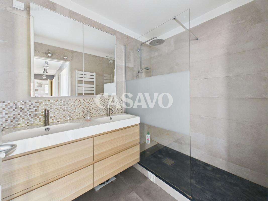 Appartement à SAINT-MAURICE