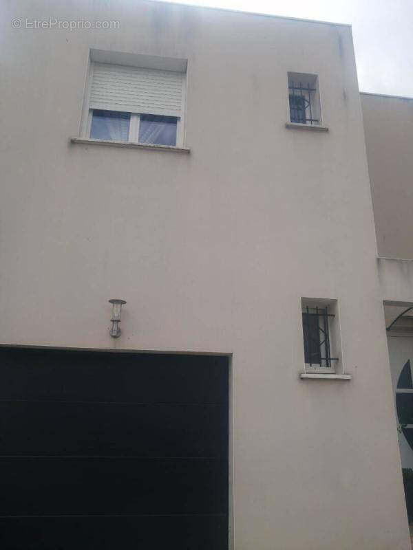 Maison à SAUVIAN