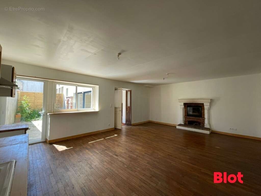 Maison à BAIN-DE-BRETAGNE