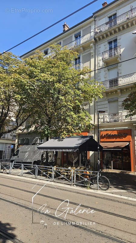 Murs commerciaux loues avenue alsace lorraine proche de la gare - photo 4