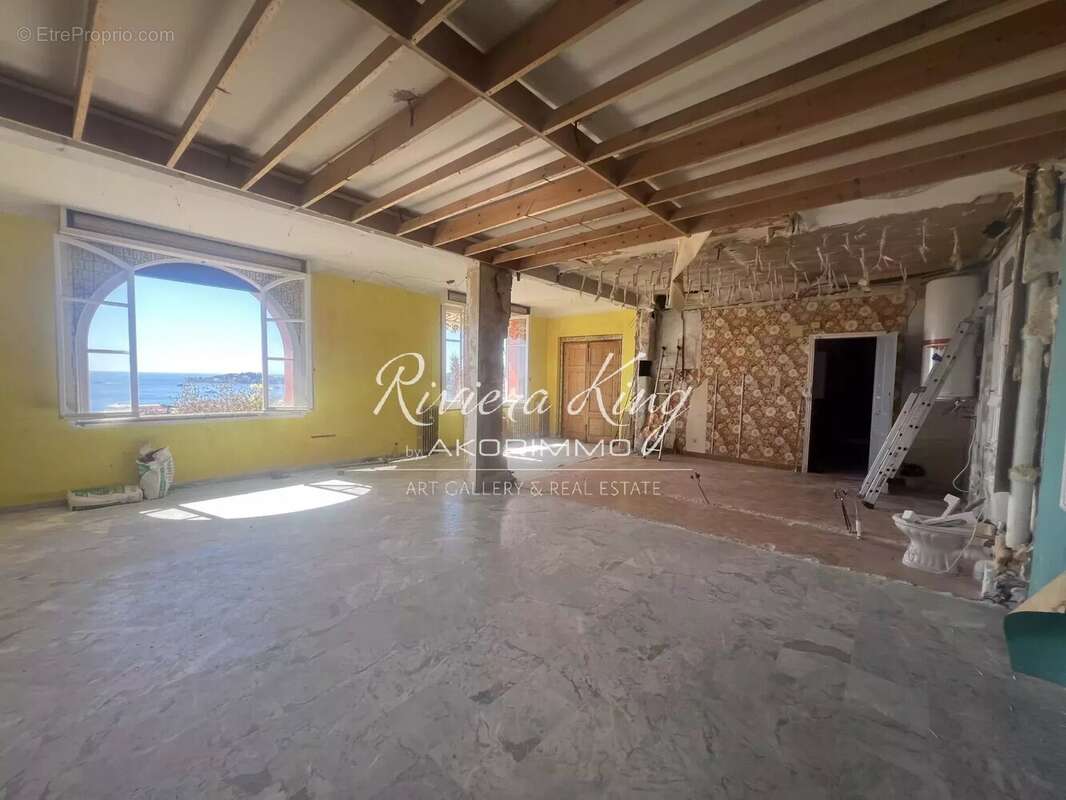 Appartement à BEAULIEU-SUR-MER