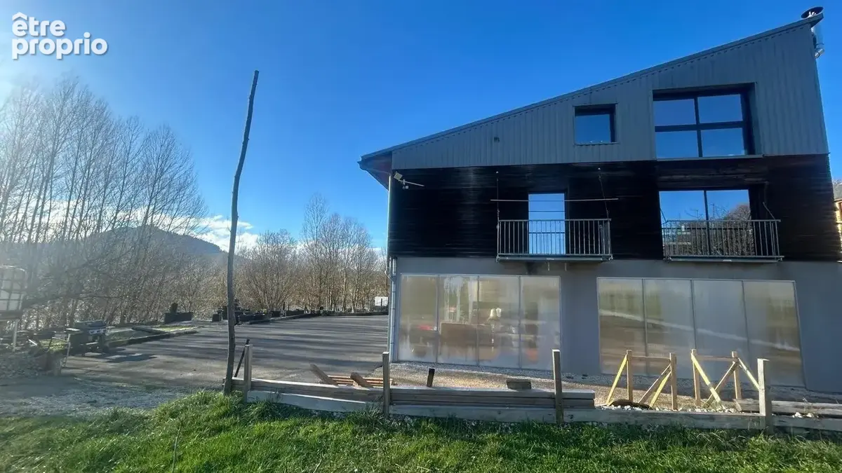 ESPALION - Villa d'architecte 235m² + Dépendances 300m² - Lot, Aubrac et GR 65 - photo 17