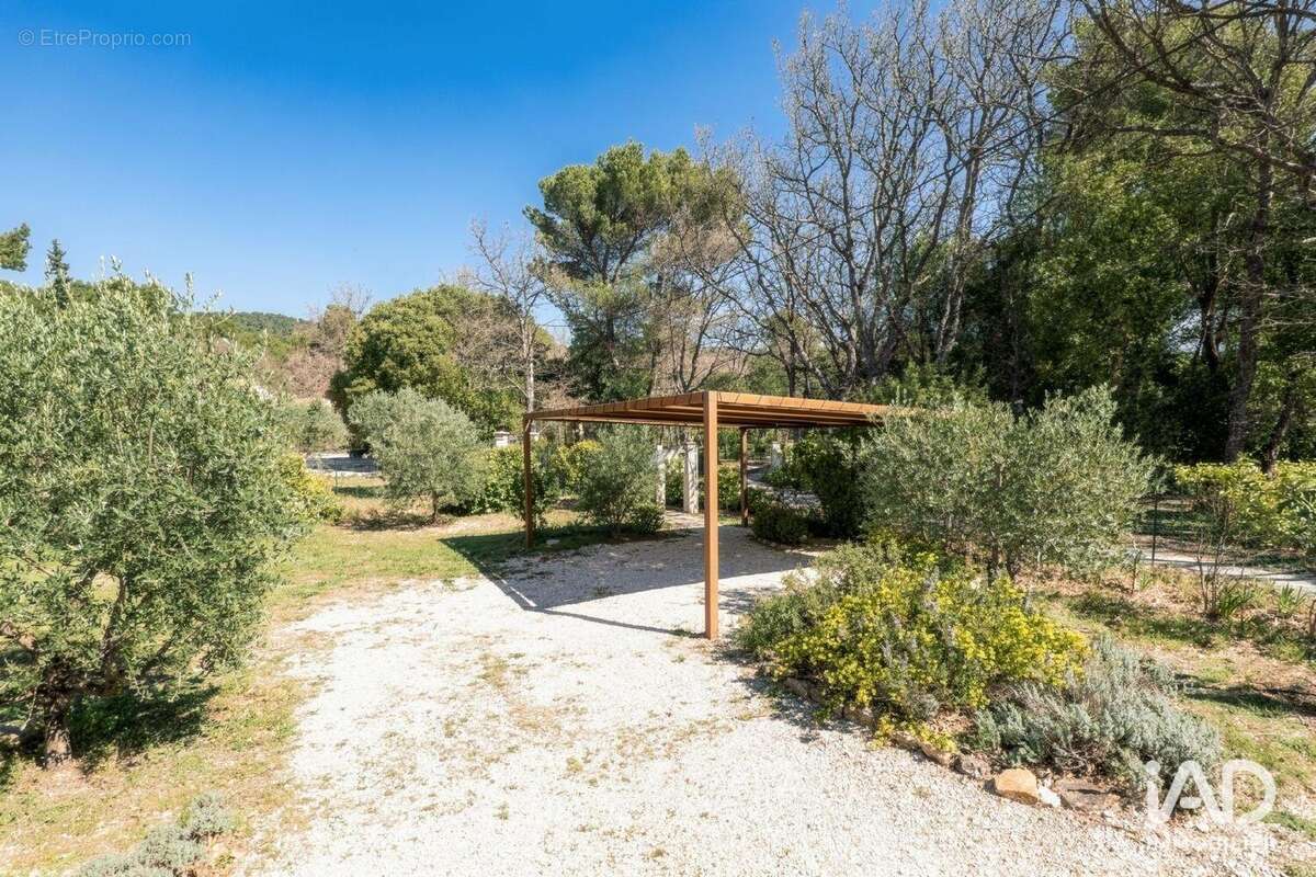 Photo 5 - Maison à LA MOTTE-D'AIGUES