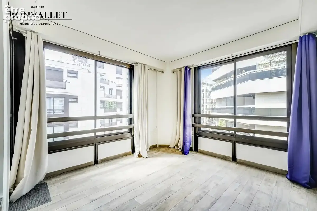 Paris 15e – 3 pièces balcon, résidence de standing avec gardien - photo 5