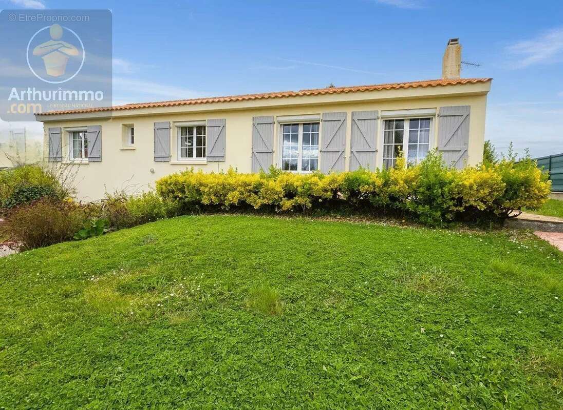 Maison à BOIS-DE-CENE