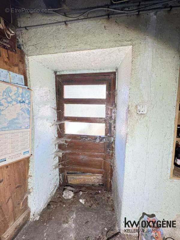 Maison à RIEUTORT-DE-RANDON