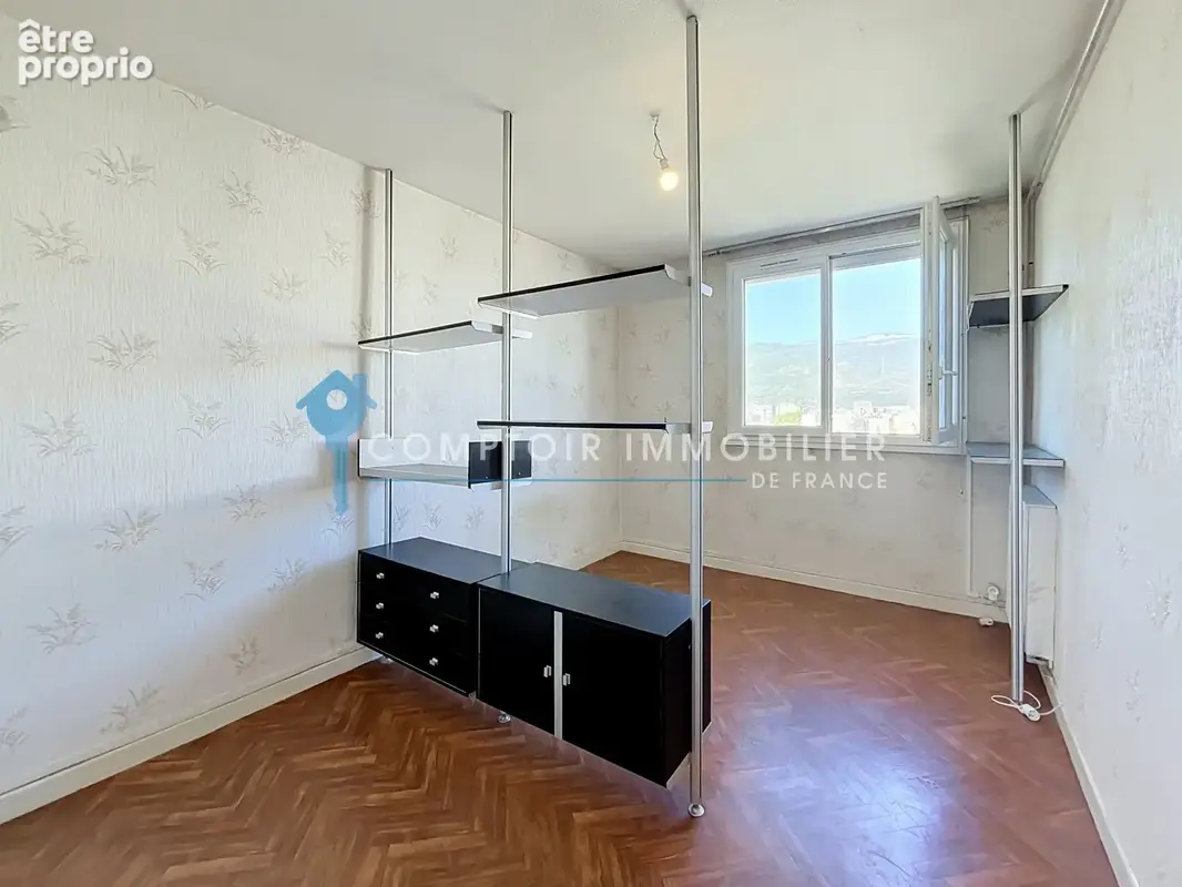 Isère (38) - A Vendre GRENOBLE - Appartement dernier étage T4 69m2 - Balcon   Parking fermé - photo 10