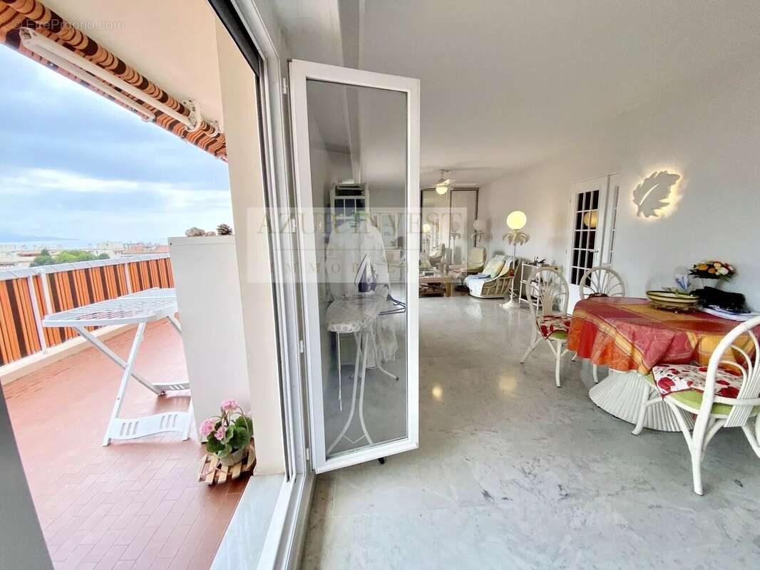 Appartement à ROQUEBRUNE-CAP-MARTIN
