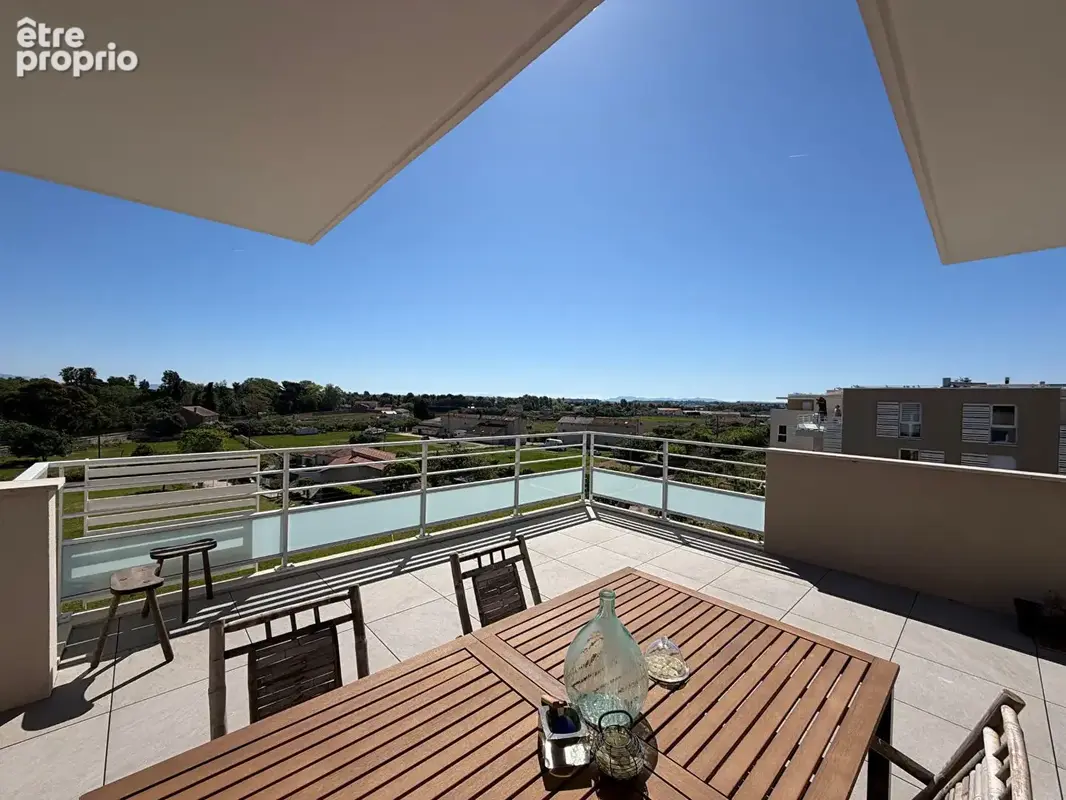 Appartement à HYERES