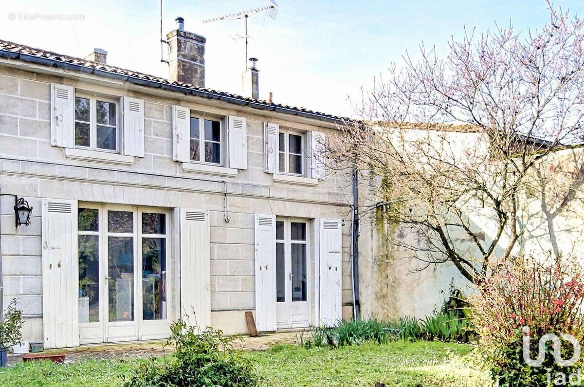 Photo 1 - Maison à MARGAUX